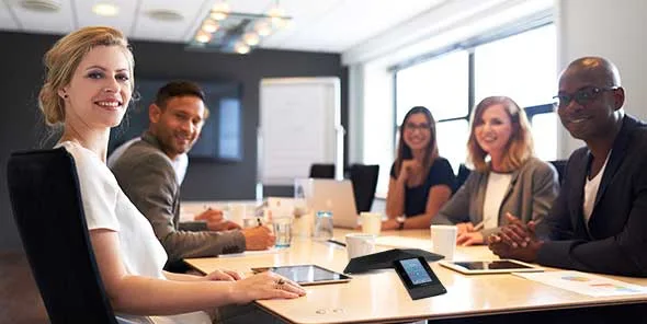 Hội nghị trực tuyến chất lượng cao với điện thoại hội nghị Polycom 6 Loi Khuyen Khi Mua