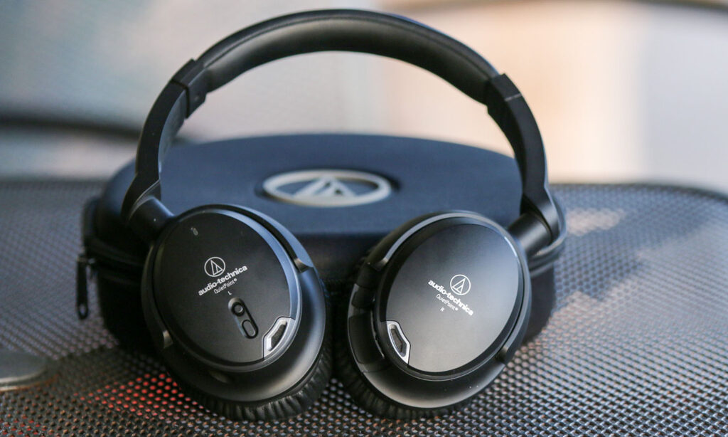 Tai Nghe Audio Technica ATH ANC9