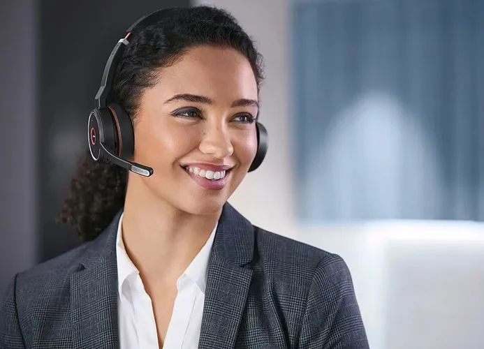 5 mẫu tai nghe chụp tai có mic tốt nhất cho nhu cầu gọi điện và học trực tuyến 2 Tai Nghe Chup Tai Co Mic